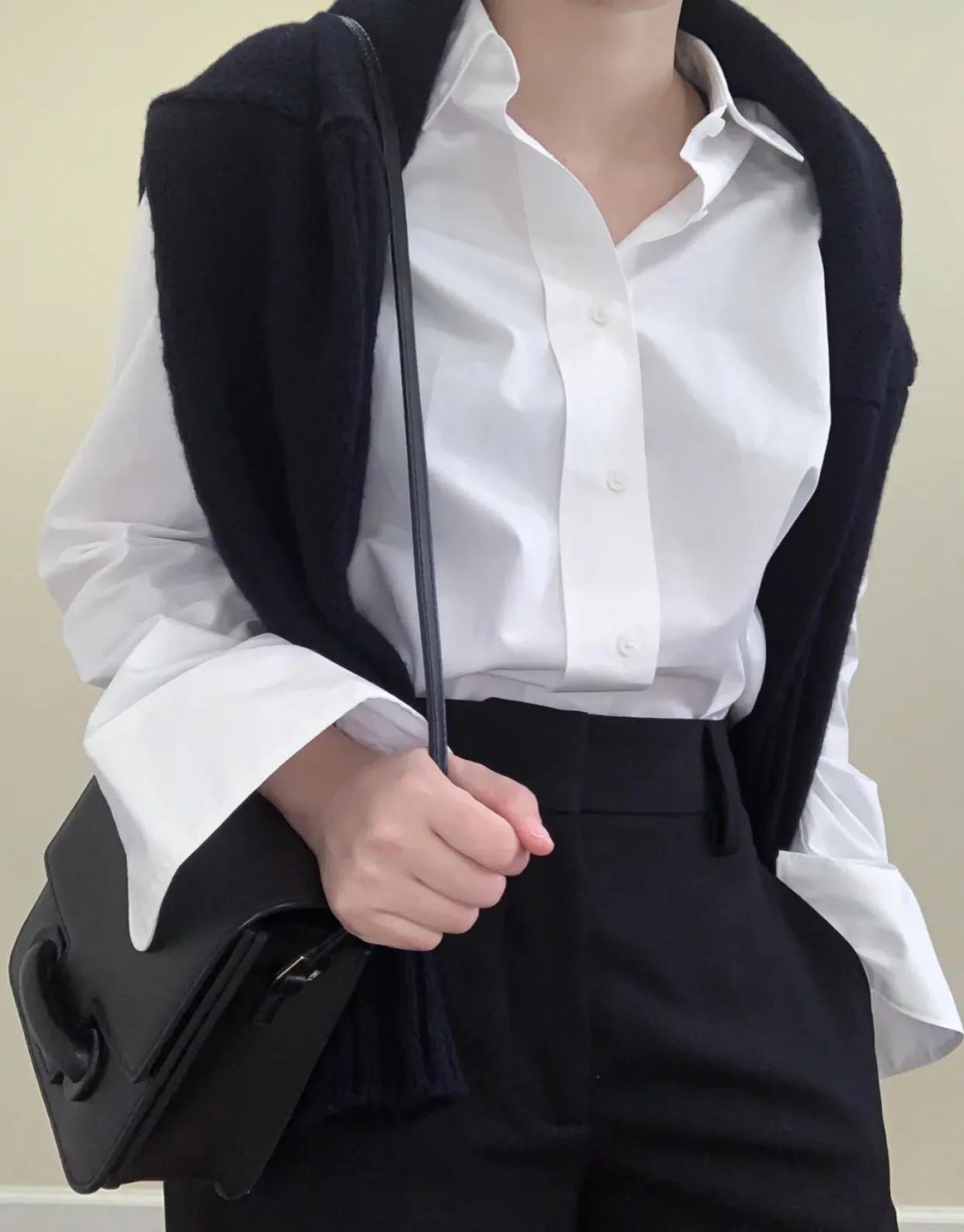 让你利用穿搭看起来瘦十斤的干货，居然就是贴胸贴？