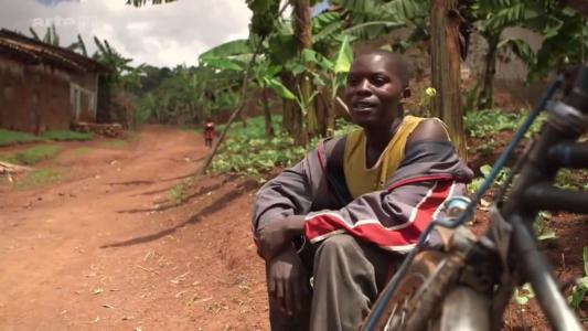 非洲布隆迪，最不发达国家之一，一辆“二八大杠”能养活一家人