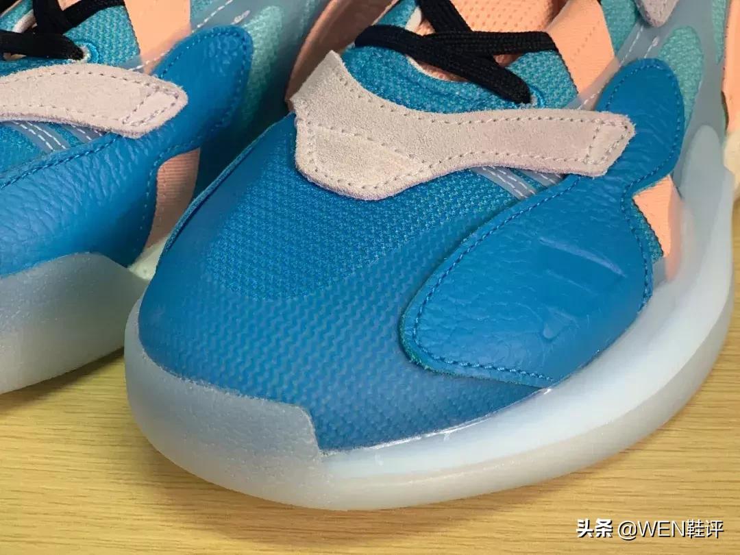 阿迪zoneboost红黑配色,阿迪boost性价比