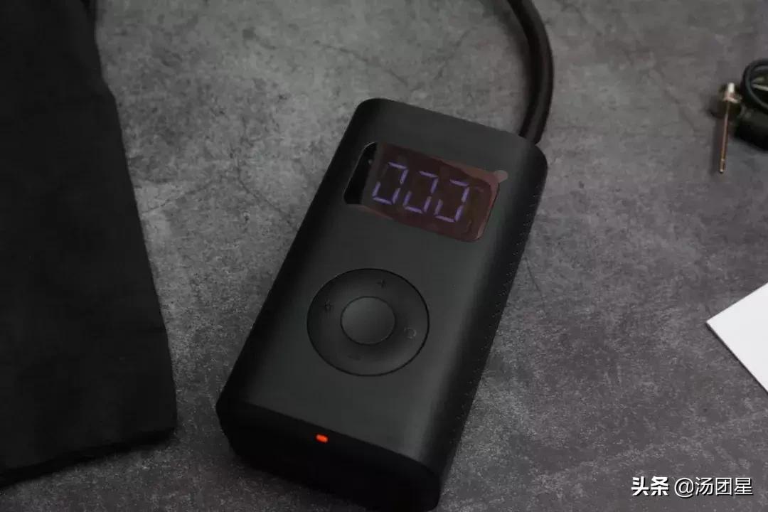 小米出了几款产品,小米的有锁和无锁