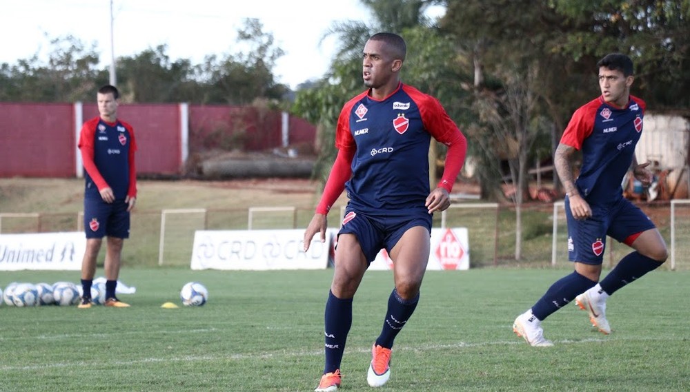 海牛国安降级首发阵容2013,国安加盟亚冠最新消息