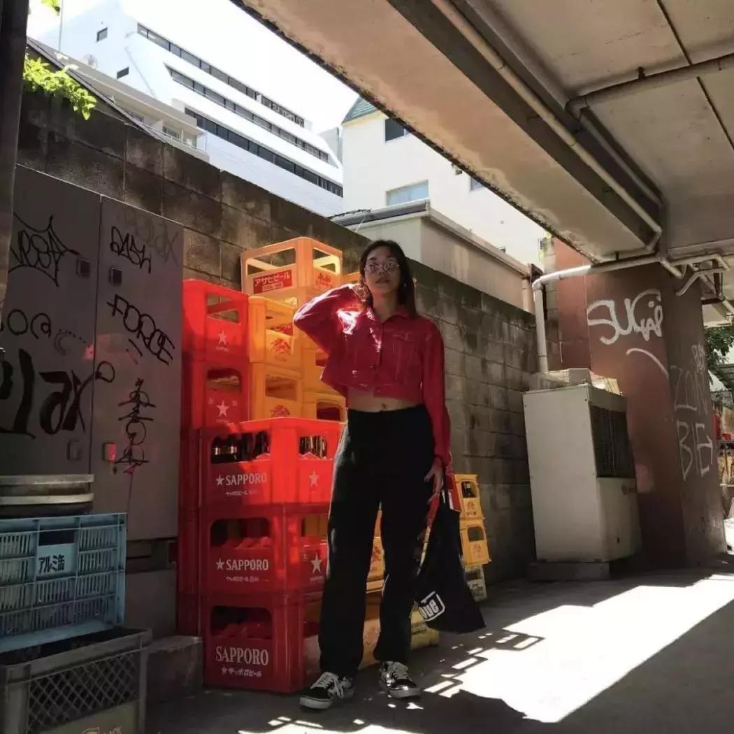 除了那位「E奶」女孩以外,DJ圈还有许多值得关注的小姐姐存在！