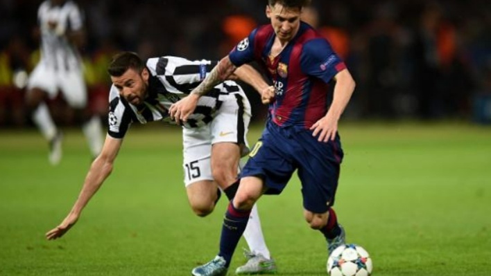 巴萨传控集锦之哈维,巴萨史上最伟大5号