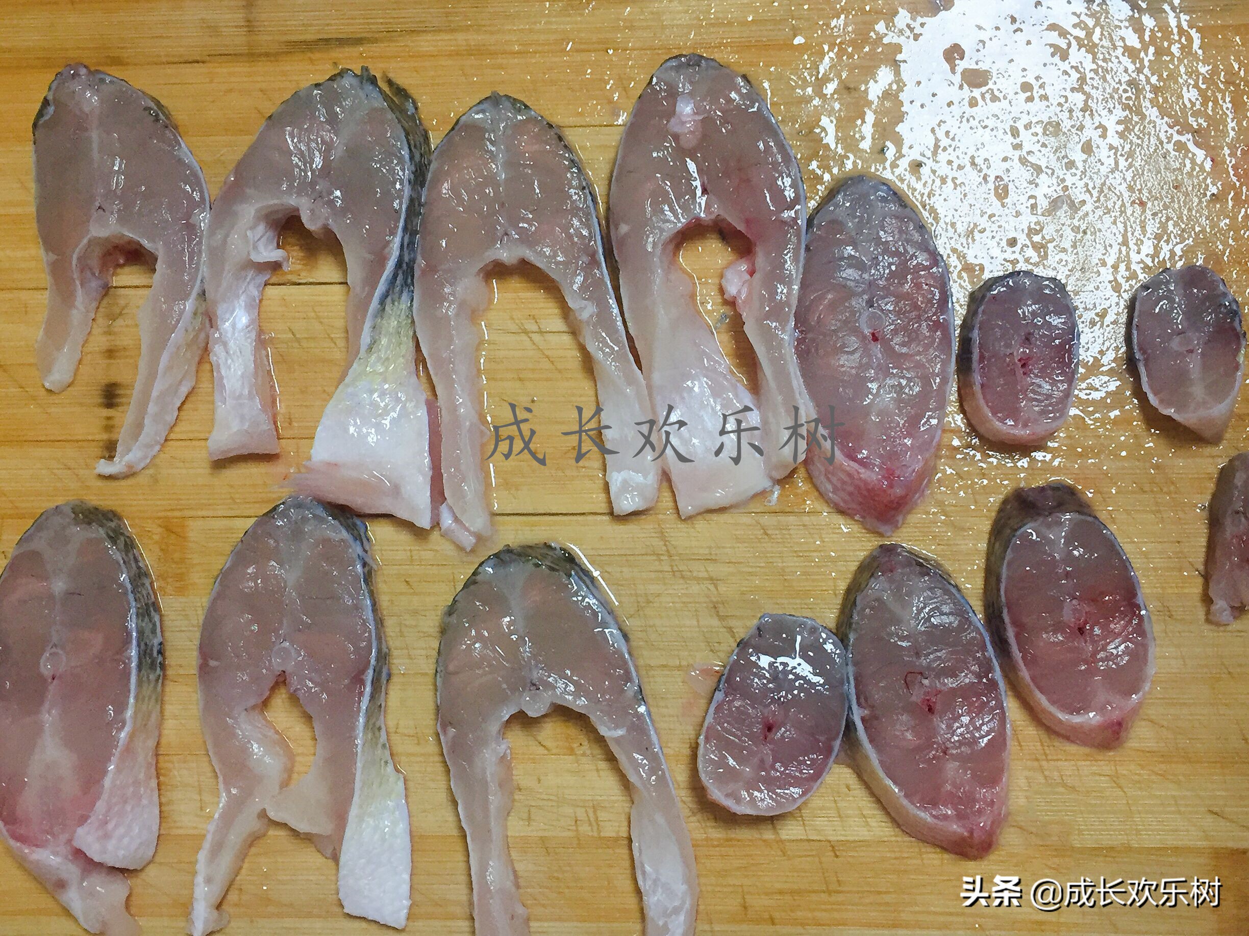 年夜饭必备的家常菜10道鱼的做法,怎样做鱼才好吃年夜饭