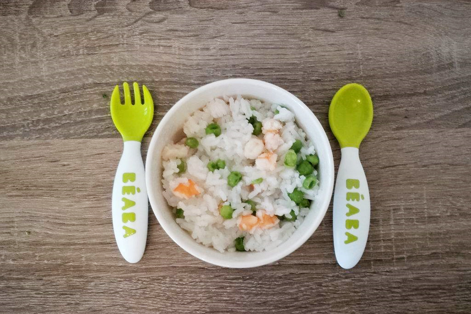 婴儿9-12月奶量和辅食的喂养,3至7月宝宝每天奶量与辅食安排表