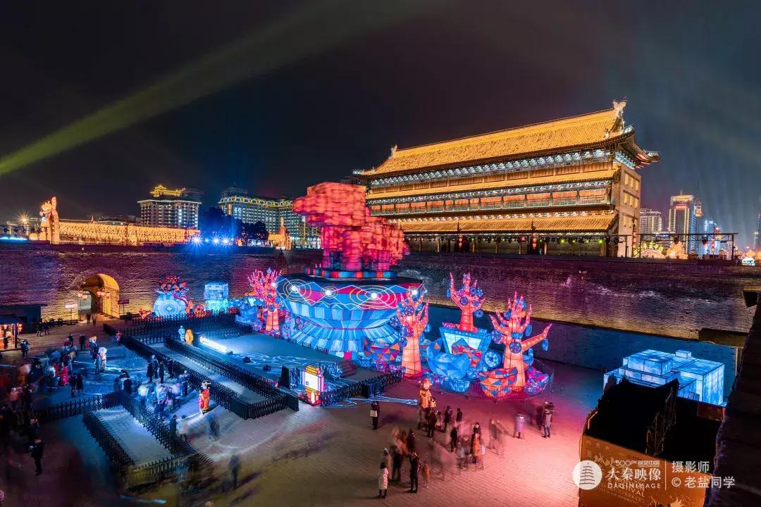 西安地铁北大街站早晚高峰客流量,西安大雁塔地铁站客流量