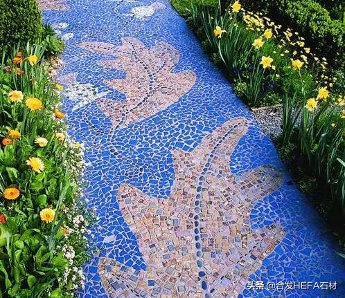 东莞庭院铺地红砂岩石材,芝麻灰石材庭院铺地效果