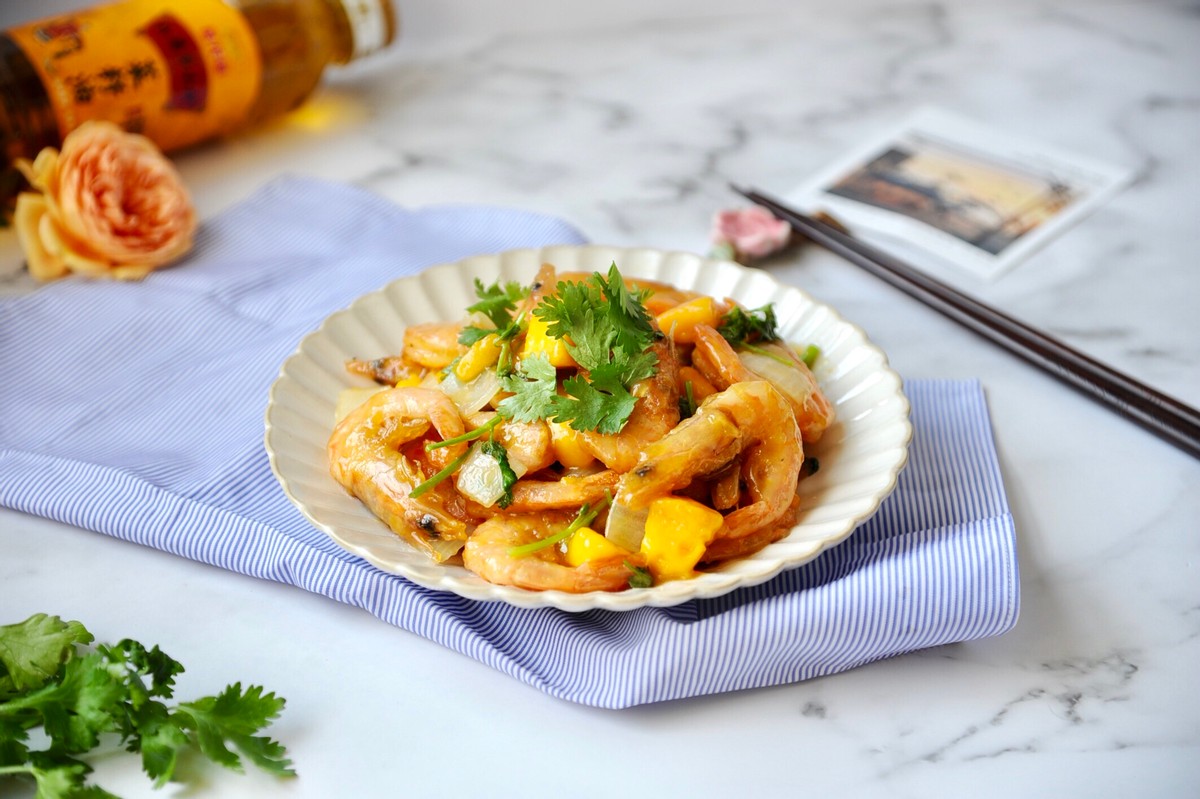 芒果柠檬虾的做法,芒果大虾的做法