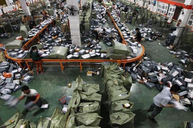 为什么拼多多东西包邮淘宝不包邮,为啥淘宝拼多多东西价格不一样