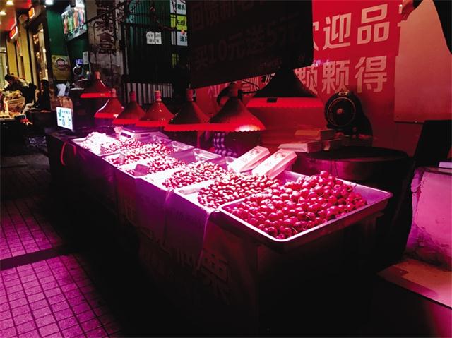 綦振森本是个清洁工，却转行卖起了糖炒栗子，销售额突破四千万