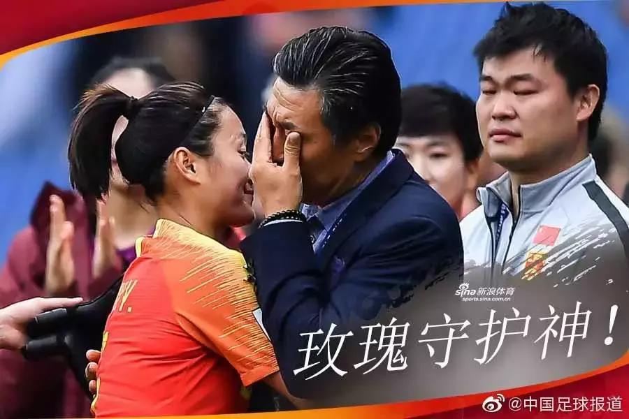 女足拼命救球,中国女足门将十大扑救