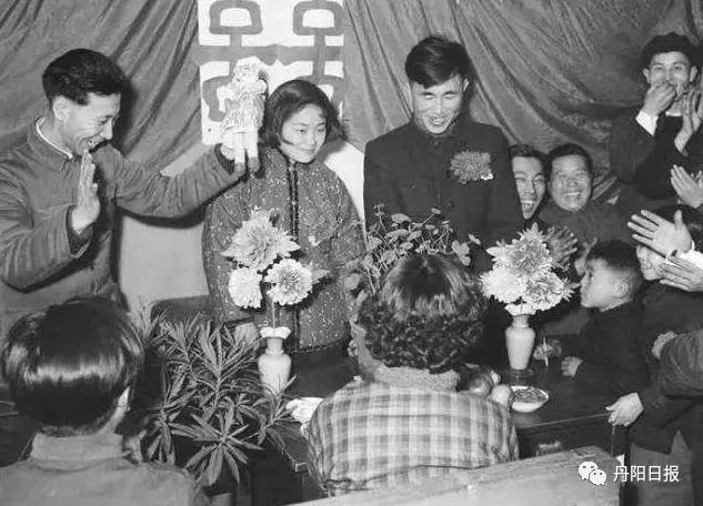 酸了！来看看丹阳人如何“秀恩爱”……