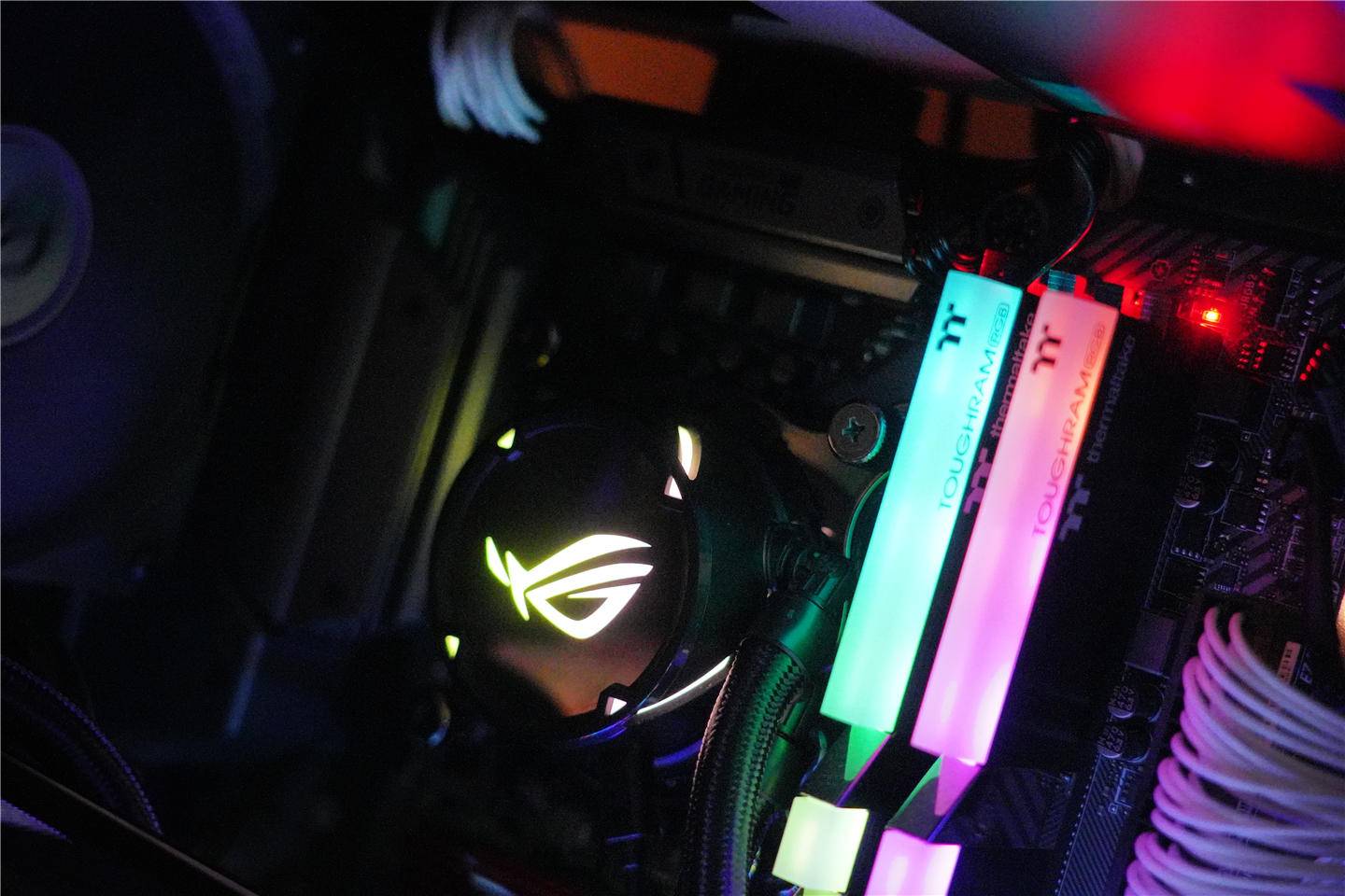 信仰值得追求,玩光就要随心所欲--ROGSTRIXLC120水冷分享