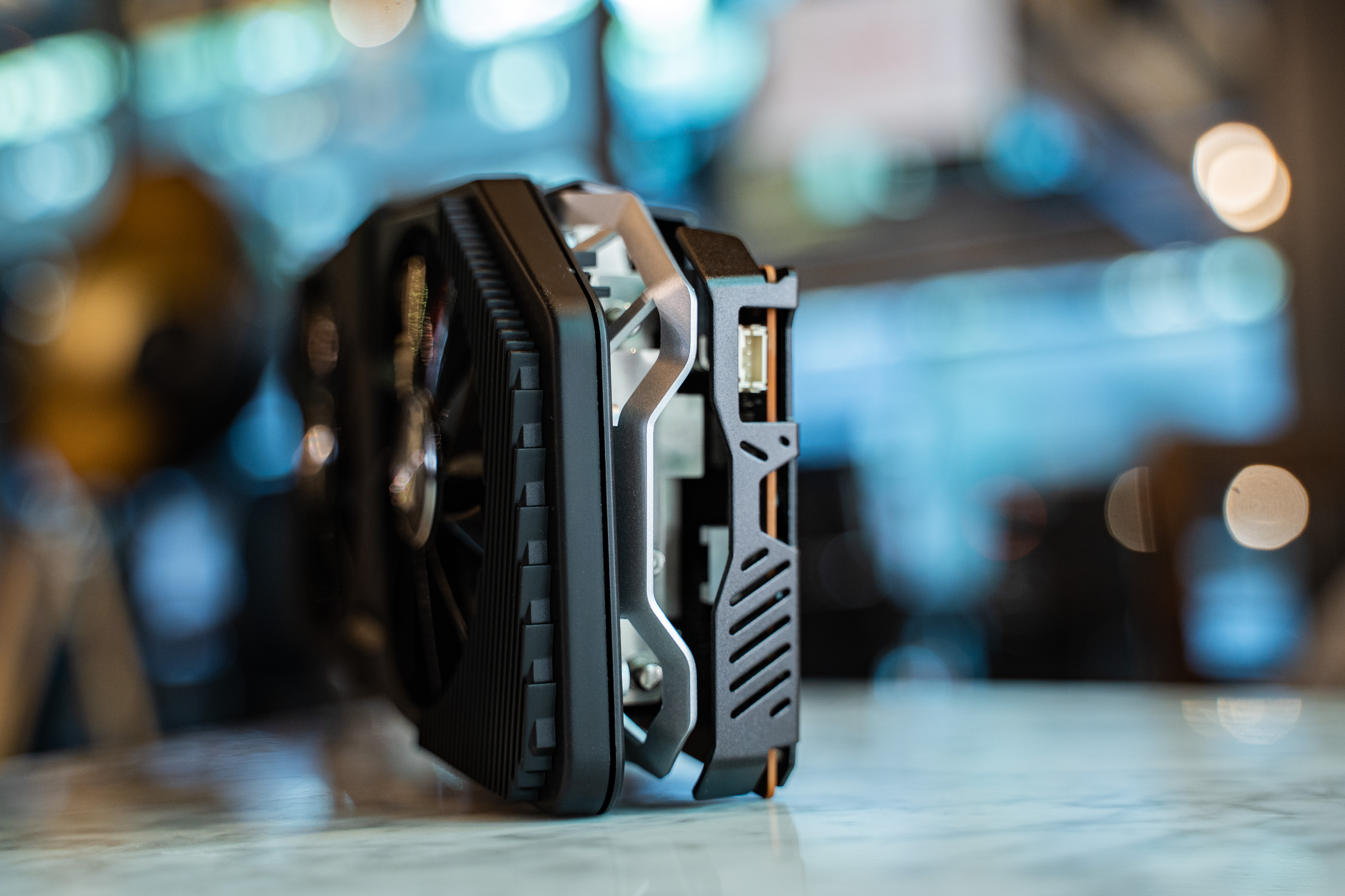 讯景xfxrx5908g黑狼版,xfx讯景rx5708g黑狼版