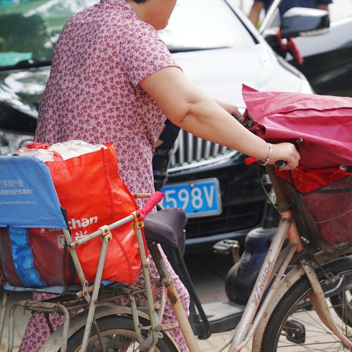 无锡“马大嫂”私藏小卖部!买到要偷着乐