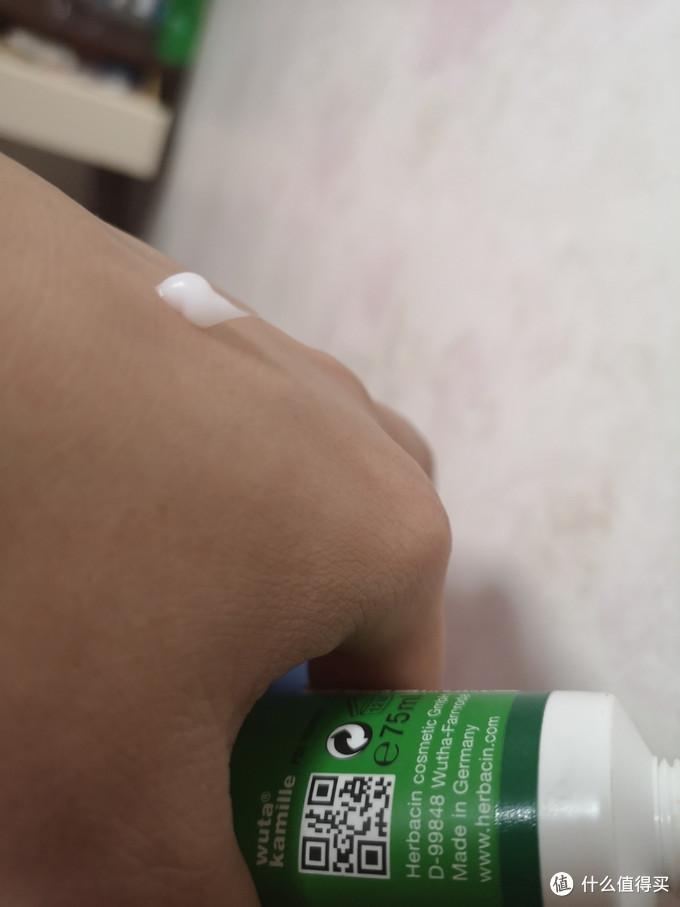 用这些年无限回购的平价护肤单品告诉你：平价化妆品≠不好用