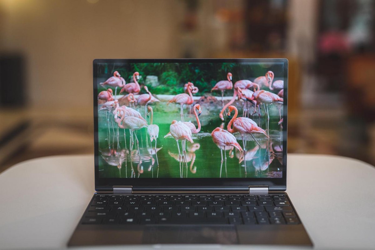 壹号本四代铂金版内存频率是多少,随地加班