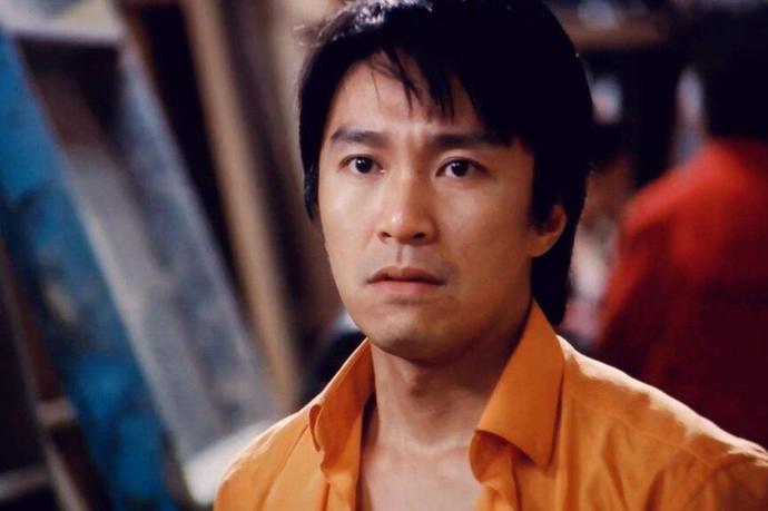 周星驰济公配音是不是石班瑜,没有石班瑜的配音周星驰会出名吗