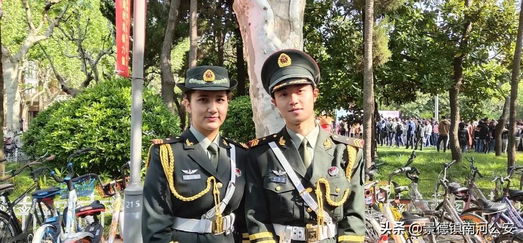 复旦川籍小姐姐,复旦小姐姐采访后续