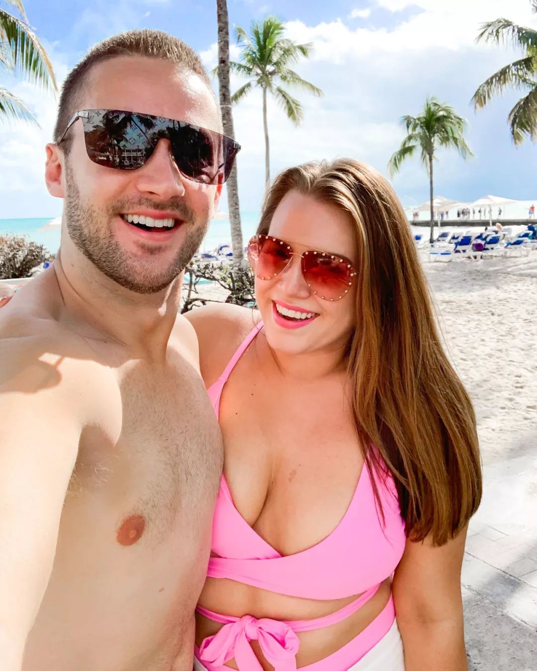 胖到200斤却成为时尚博主嫁给大帅哥：穿搭和美不分身材！