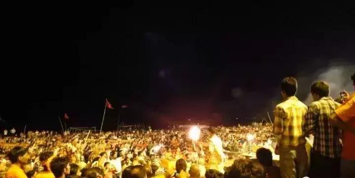 他7年骑行44个国家多次死里逃生,他7年环游中国18万公里绕赤道4圈