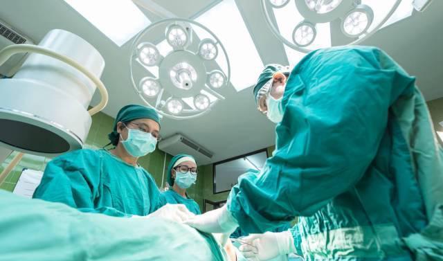 医药为什么容易出大牛股,为什么眼科股票涨了