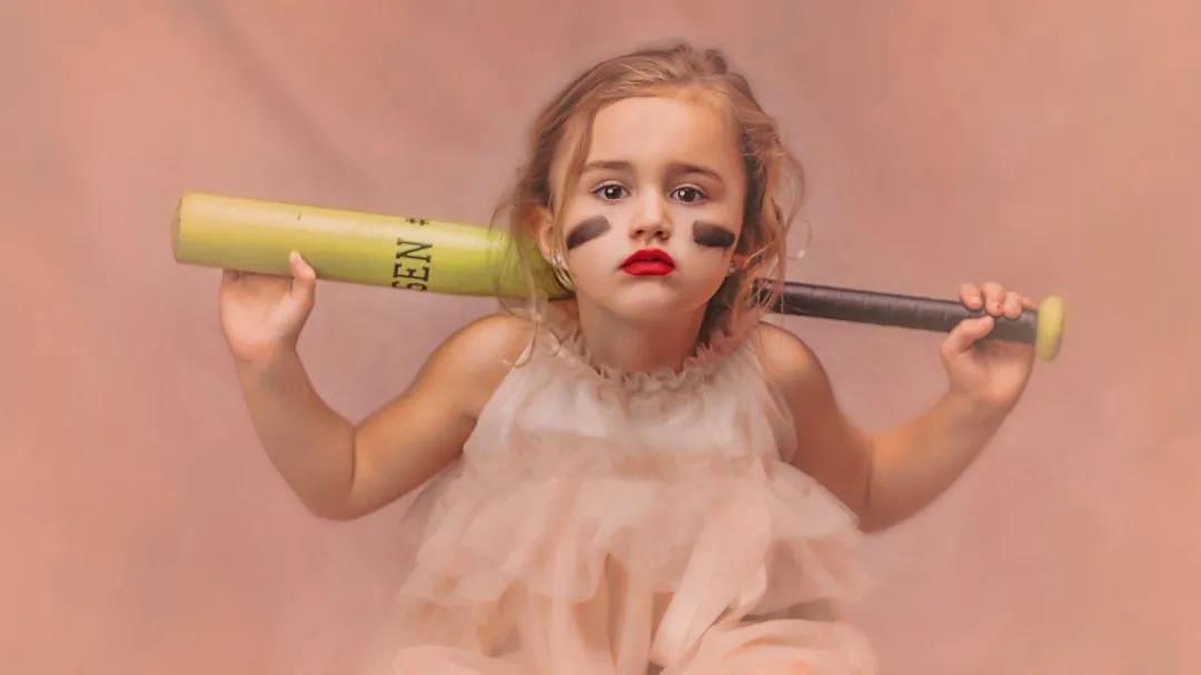 “女孩近视率远超于男孩”，眼科医生的一句话，揭穿了扎心真相