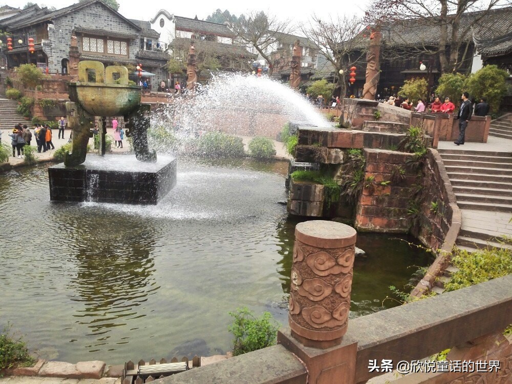 元通古镇与黄龙溪古镇哪个好,四川黄龙古镇