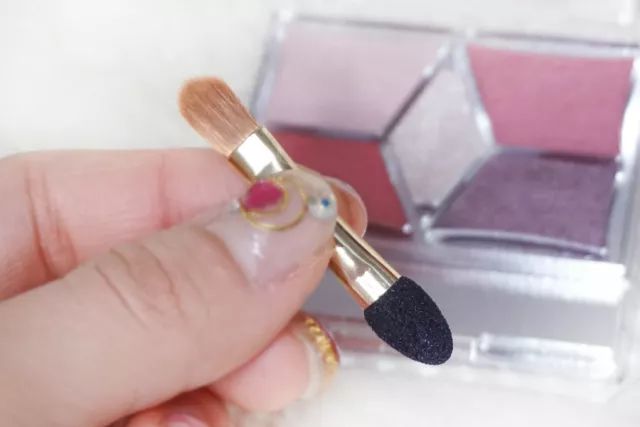 新手平价眼影口红,口红眼影推荐学生党