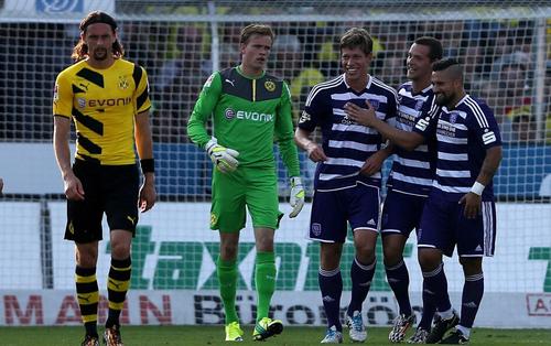 德乙:奥斯纳布吕克VS奥厄、荷甲:威廉二世VS兹沃勒