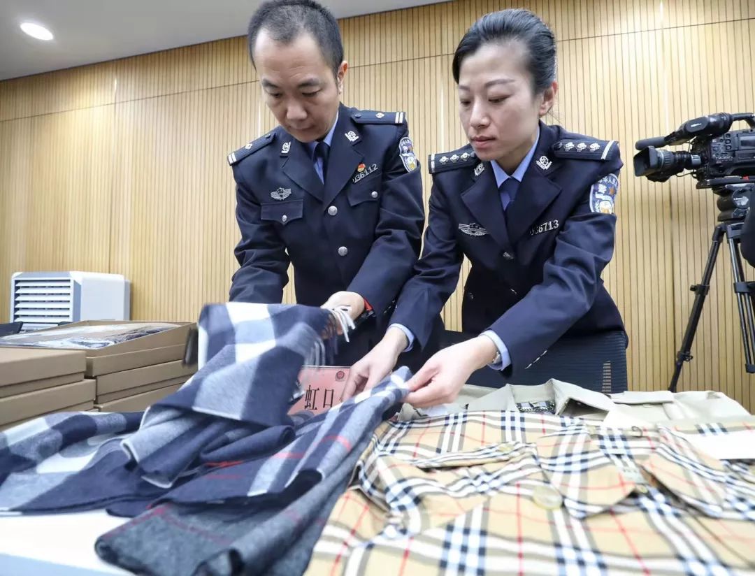 2580元假围巾,几千块钱的围巾骗局