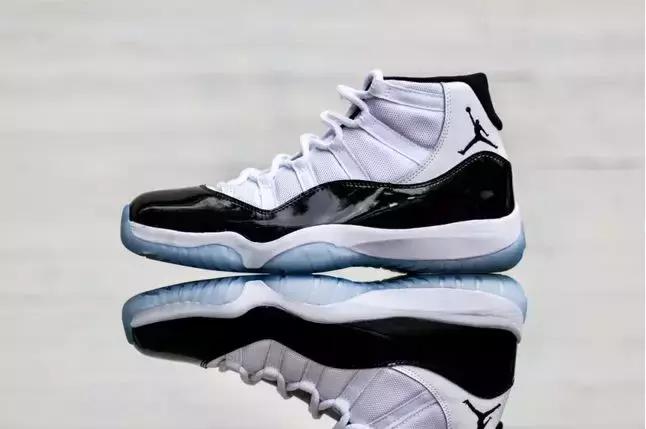 aj1125鍛ㄥ勾,2022aj11