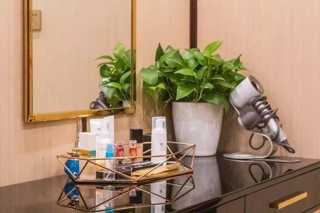 火爆欧洲、迪拜的“漂浮舱”来天津了!躺45分钟等于睡眠8小时