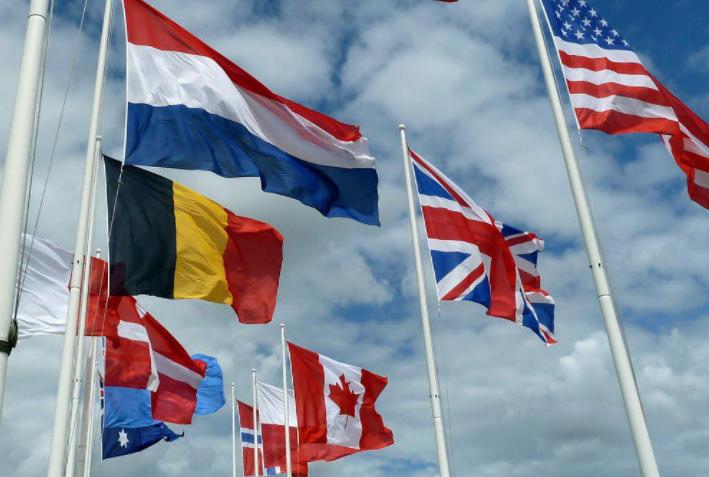 身体健康出现问题？美总统突然对记者说悄悄话，美媒：“恐怖乔”