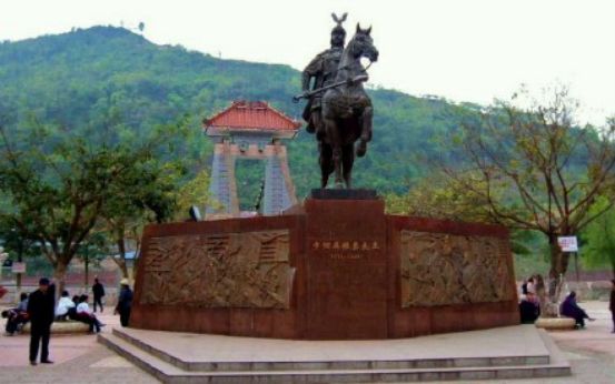 2020重庆马拉松比赛现场直播,重庆千野草场音乐节