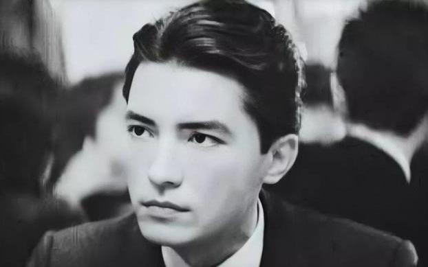 他刚出生就被父母抛弃动漫,令林青霞王祖贤着迷的他