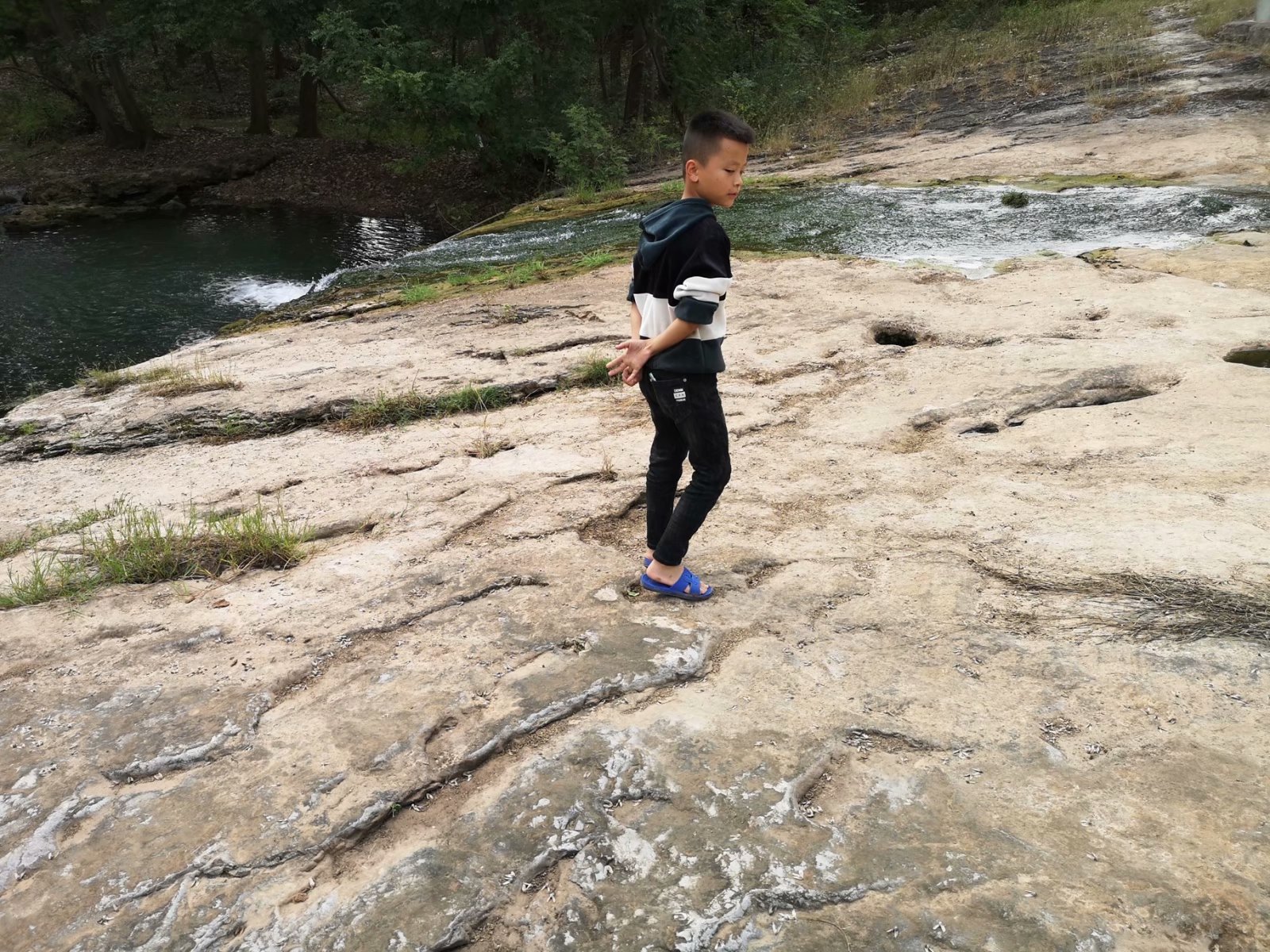 摩托骑行附近好玩的地方,摩托圈附近的旅游景点