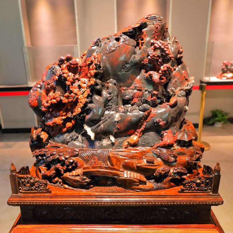 桂林鸡血玉手镯欣赏,天然玉石桂林鸡血玉鉴定