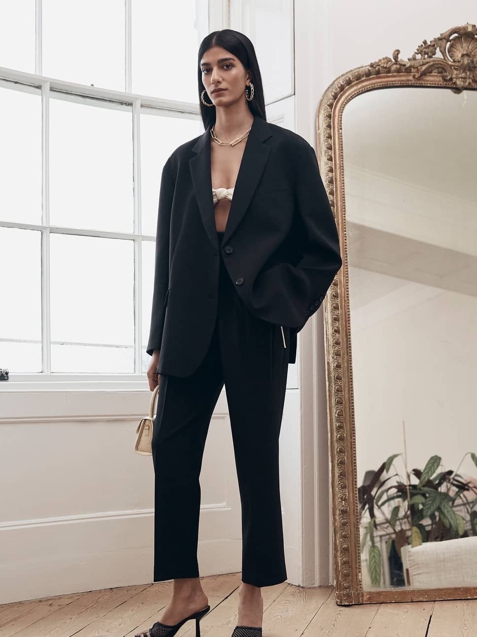 天生扁平胸如何练胸肌,天生胸突出怎么练胸肌