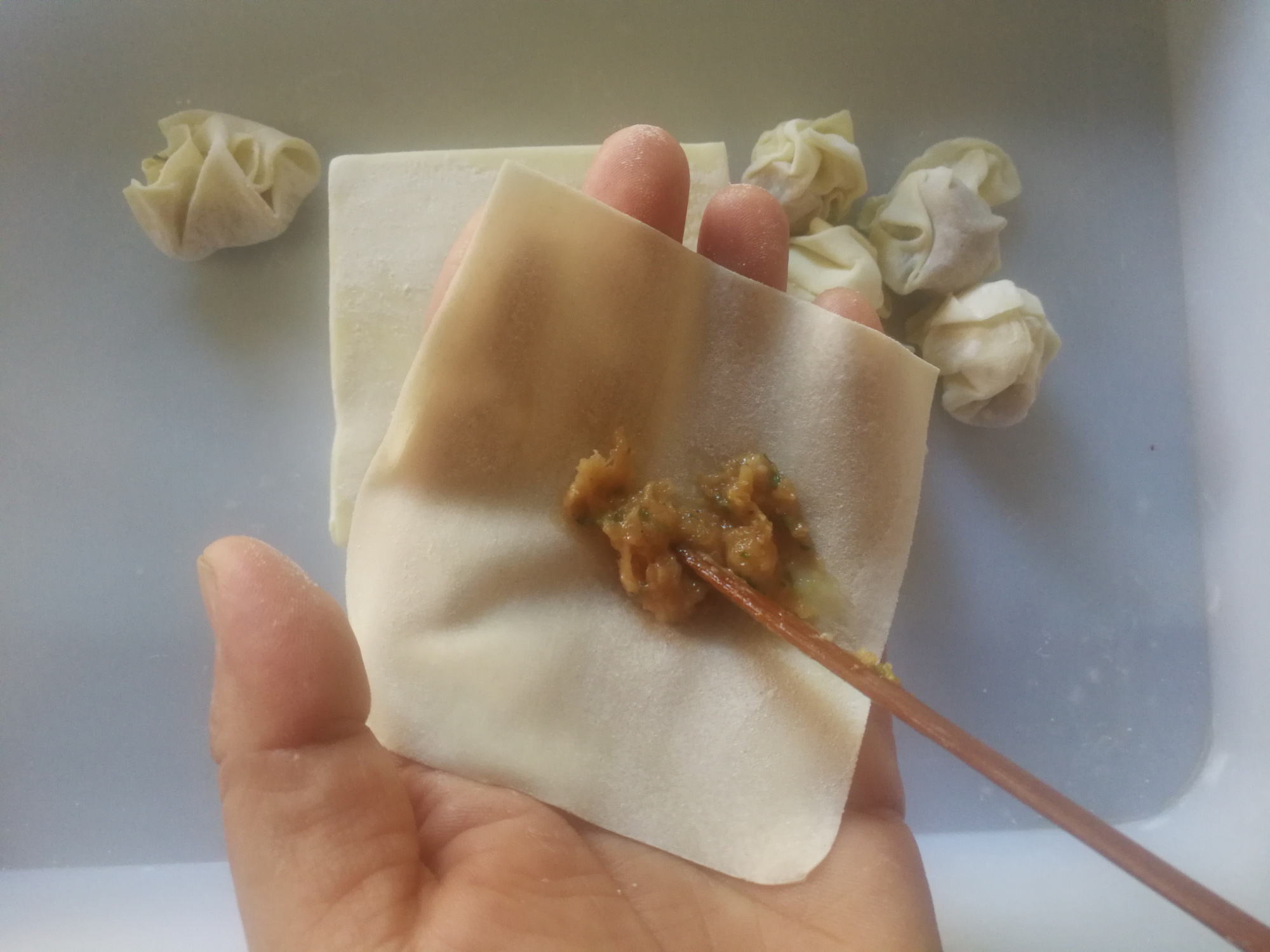 小馄饨怎么不散,包小馄饨的方法简单又好看