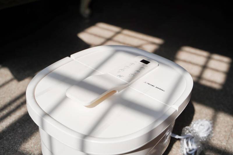 鍙岃剼娴告场鍦ㄦ俯娉夐噷,鍙岃剼娉＄儹姘磋兘鑸掔瓔娲荤粶