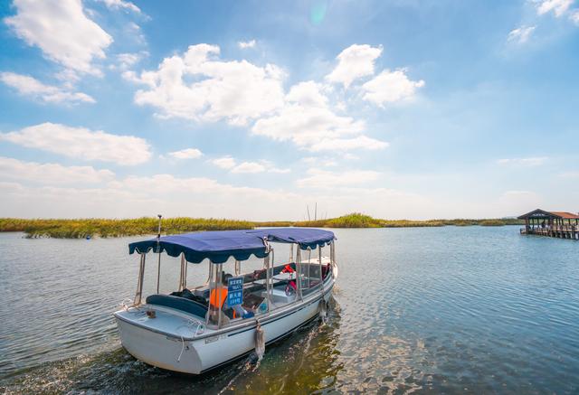 无锡太湖和苏州太湖,太湖到底是属于苏州还是无锡