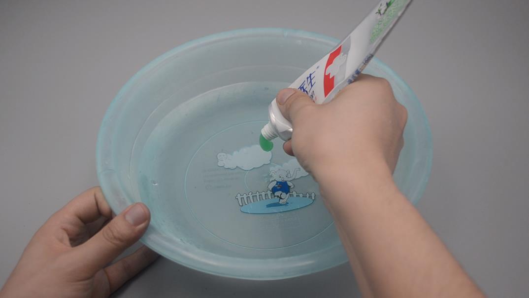 猛火燃气灶出火不均,燃气灶出火小打理方法