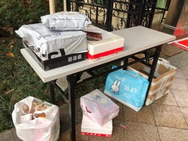 快递放在寄件点什么时候发货,包裹到达收货城市要多久才能配送