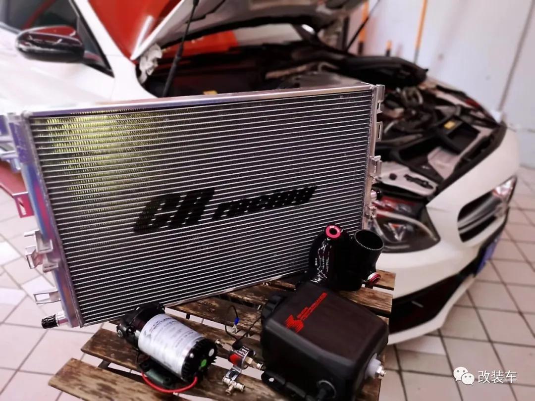 奔驰c63s四门声浪,奔驰c63暗夜特别版四门高燃视频