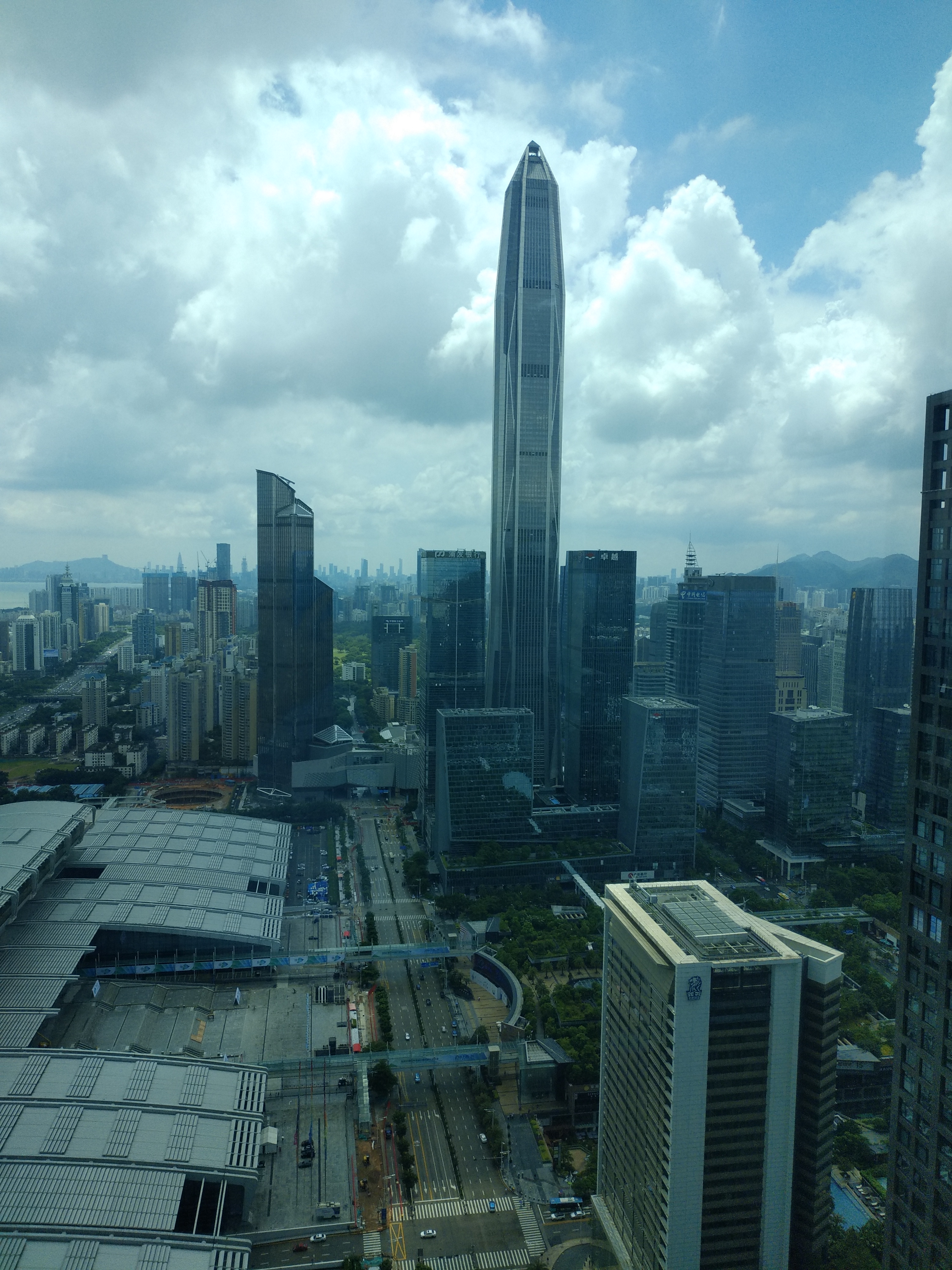 36岁开始转行到金融行业晚吗,35岁去金融行业还是制造行业