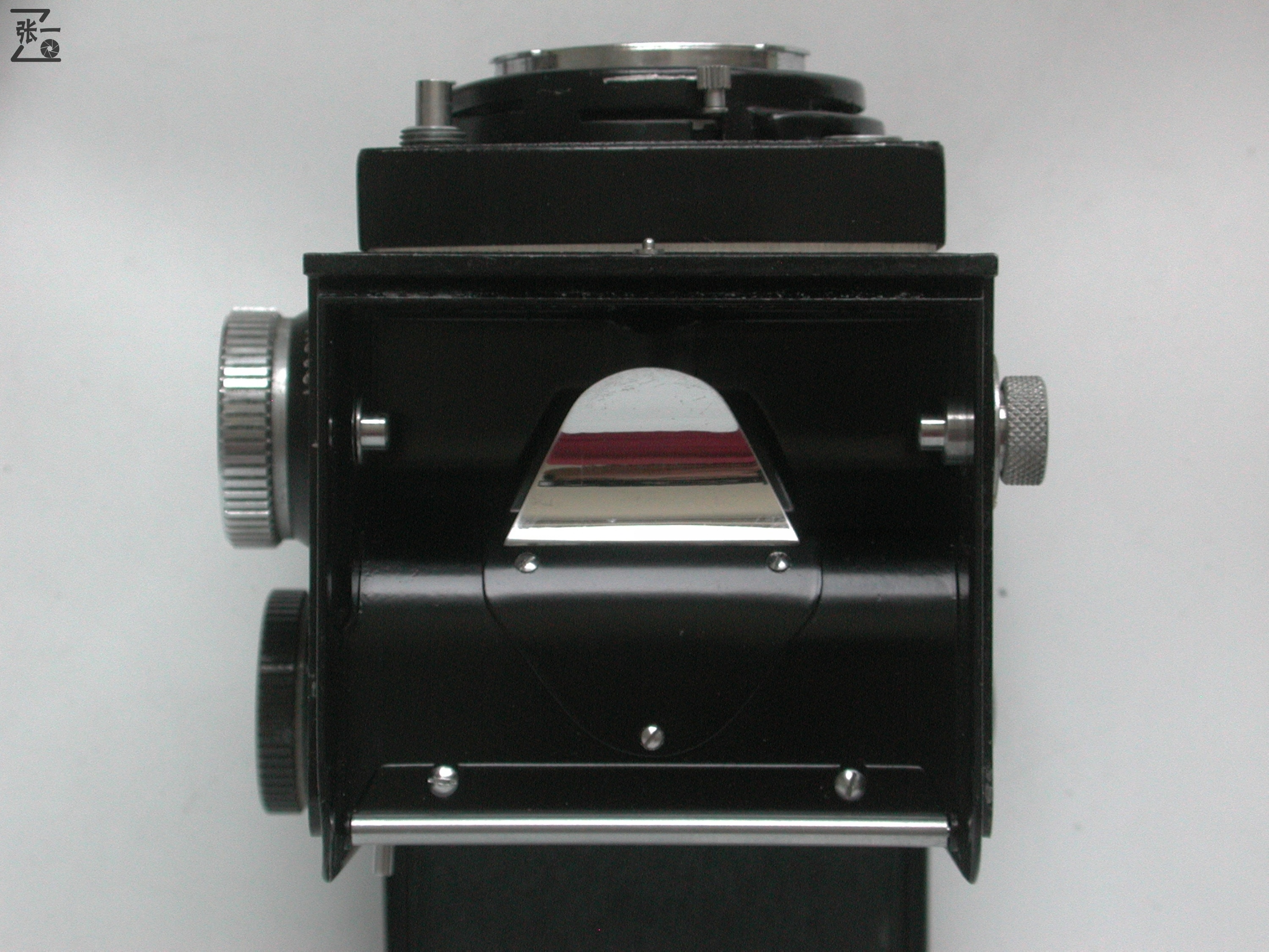 右手调焦的双反照相机：WalzflexIIIA！日本制造