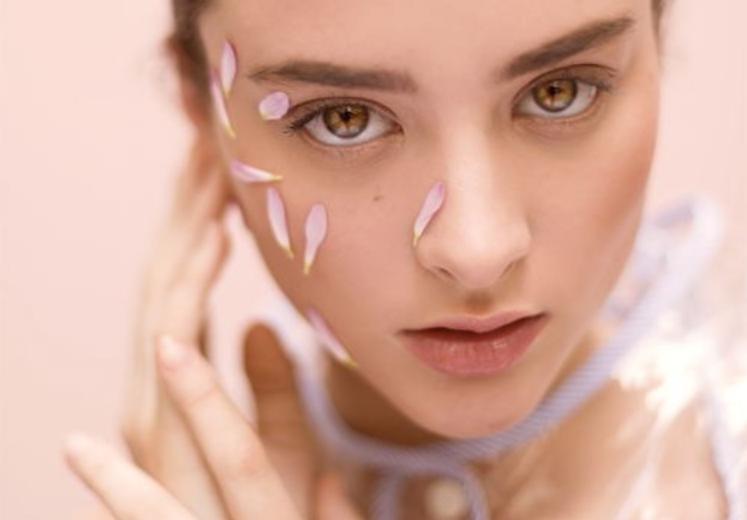 教你5个有效去除眼袋的最好方法,5个有效去除眼袋的最好方法