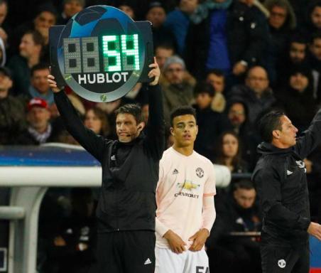 亚洲杯梅开二度最年轻记录,泰国亚洲杯梅开二度