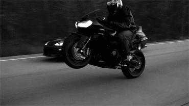 趁着年轻一起疯狂吧,趁我还没变老音乐